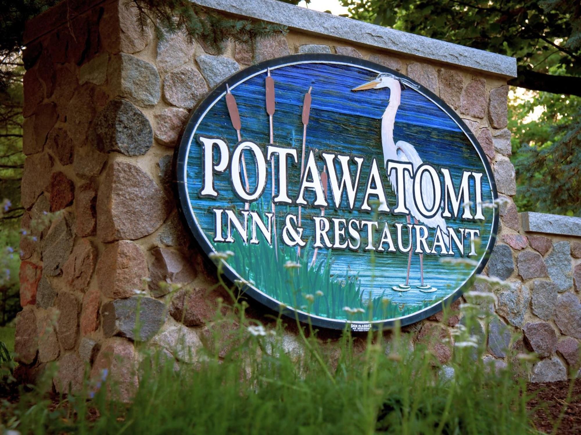 Potawatomi Inn & Cabins Angola Exteriér fotografie